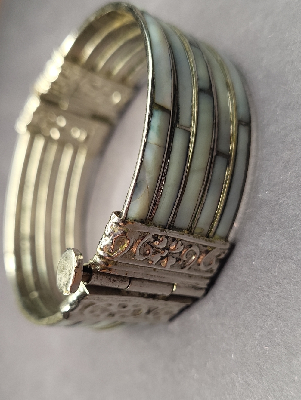 Elegant White Inlay Stretch Bracelet - Women’s Jewelry